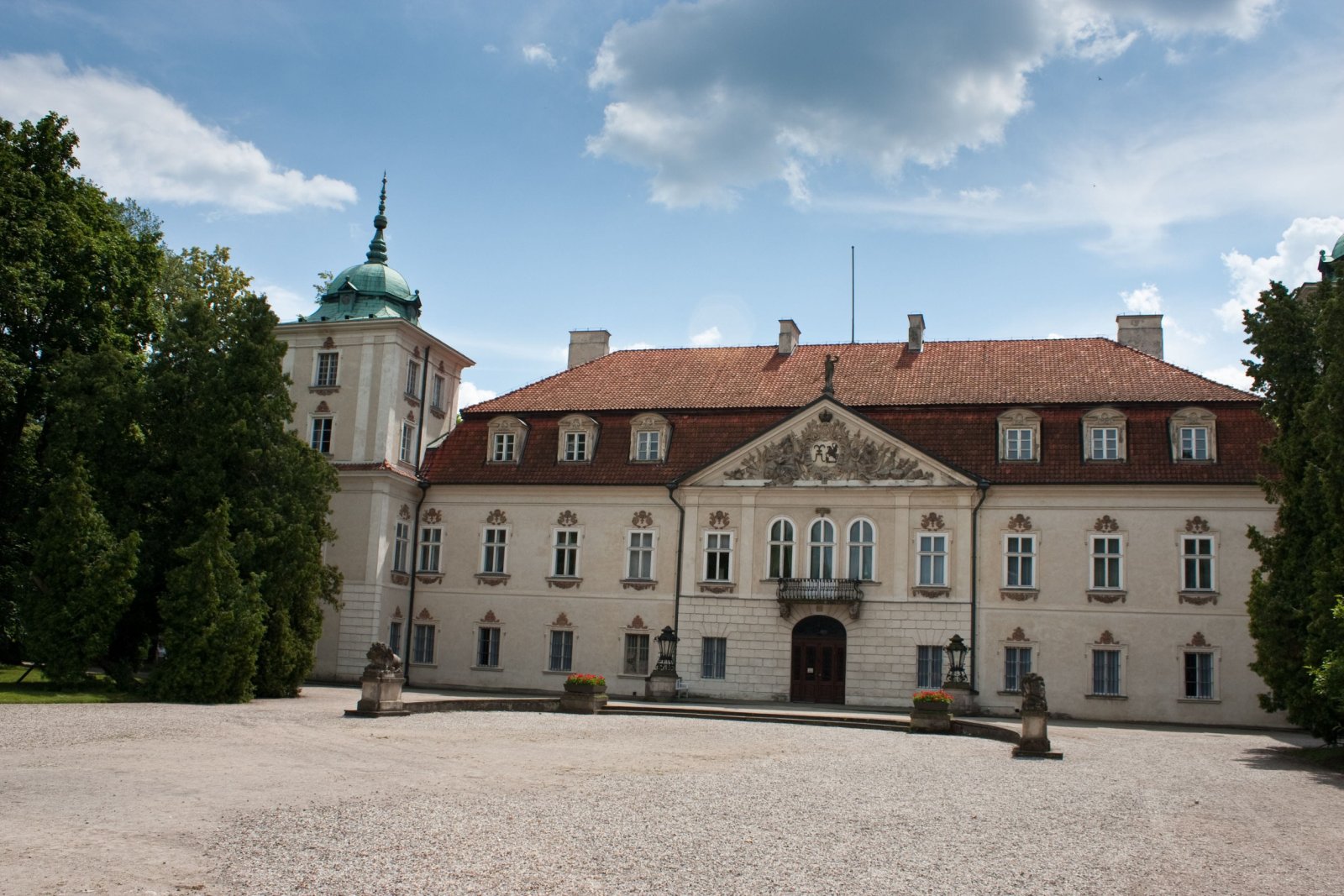 Muzeum w Nieborowie i Arkadii – pałac Radziwiłłów i ogród romantyczny — zdjęcie 2