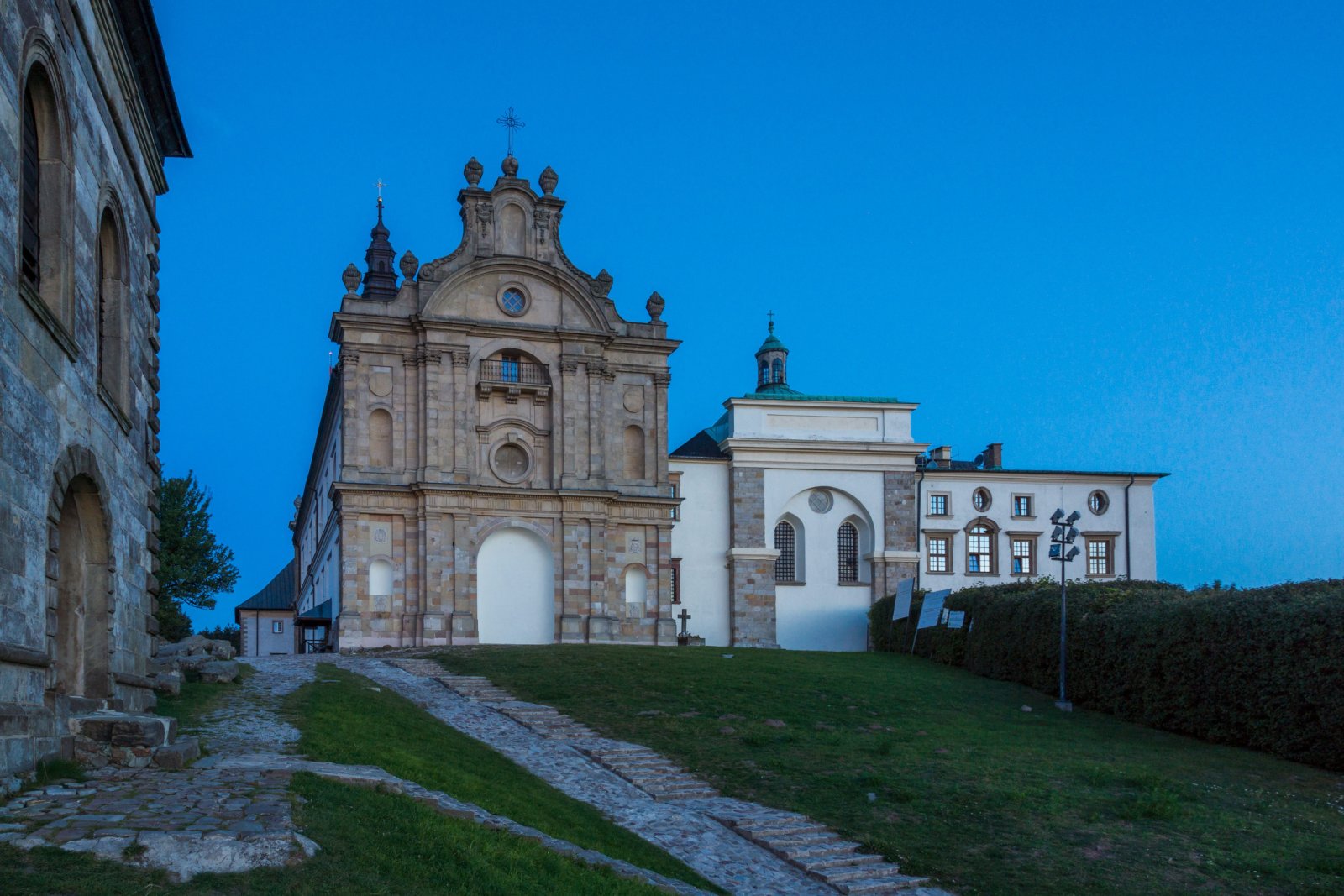 Święty Krzyż na Łysej Górze — zdjęcie 3
