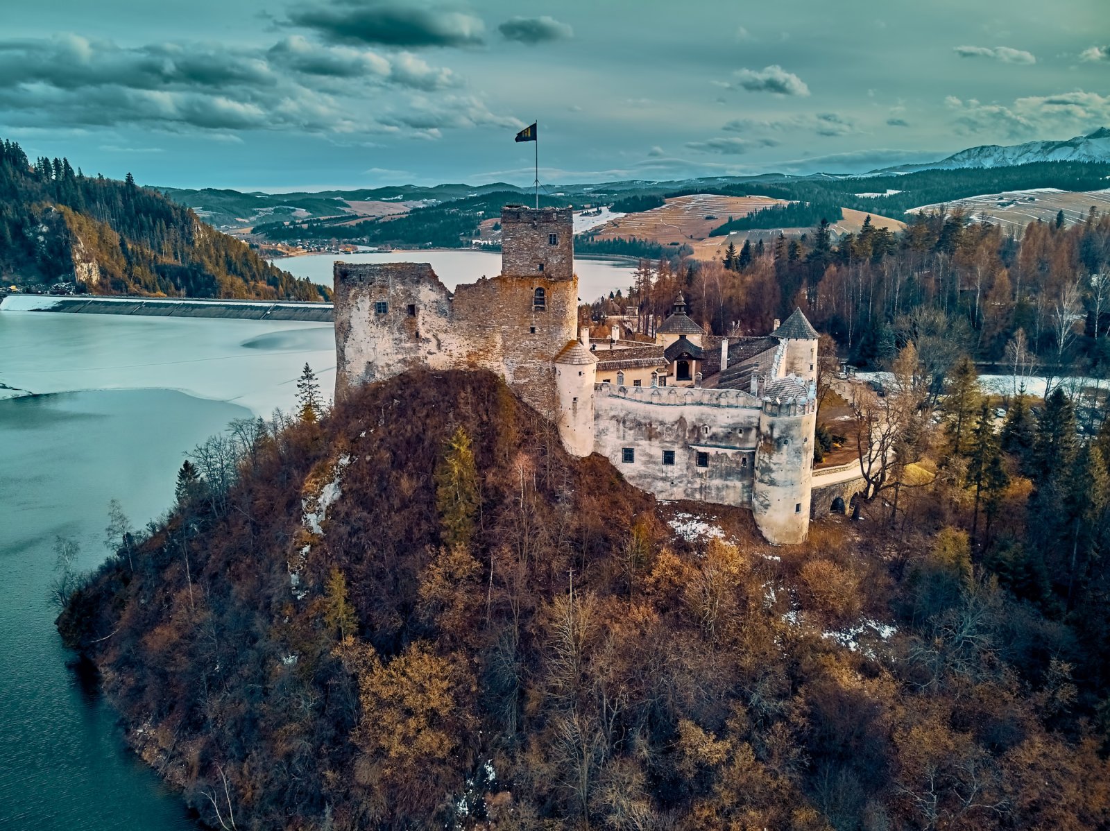Zamek Dunajec w Niedzicy — zdjęcie 3